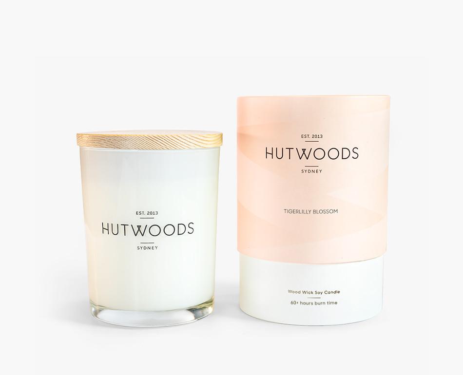 Hutwoods Medium Tigerlily Blossom scented Wood Wick Natural Soy Wax Candle - Burn time 60 hours longer lasting